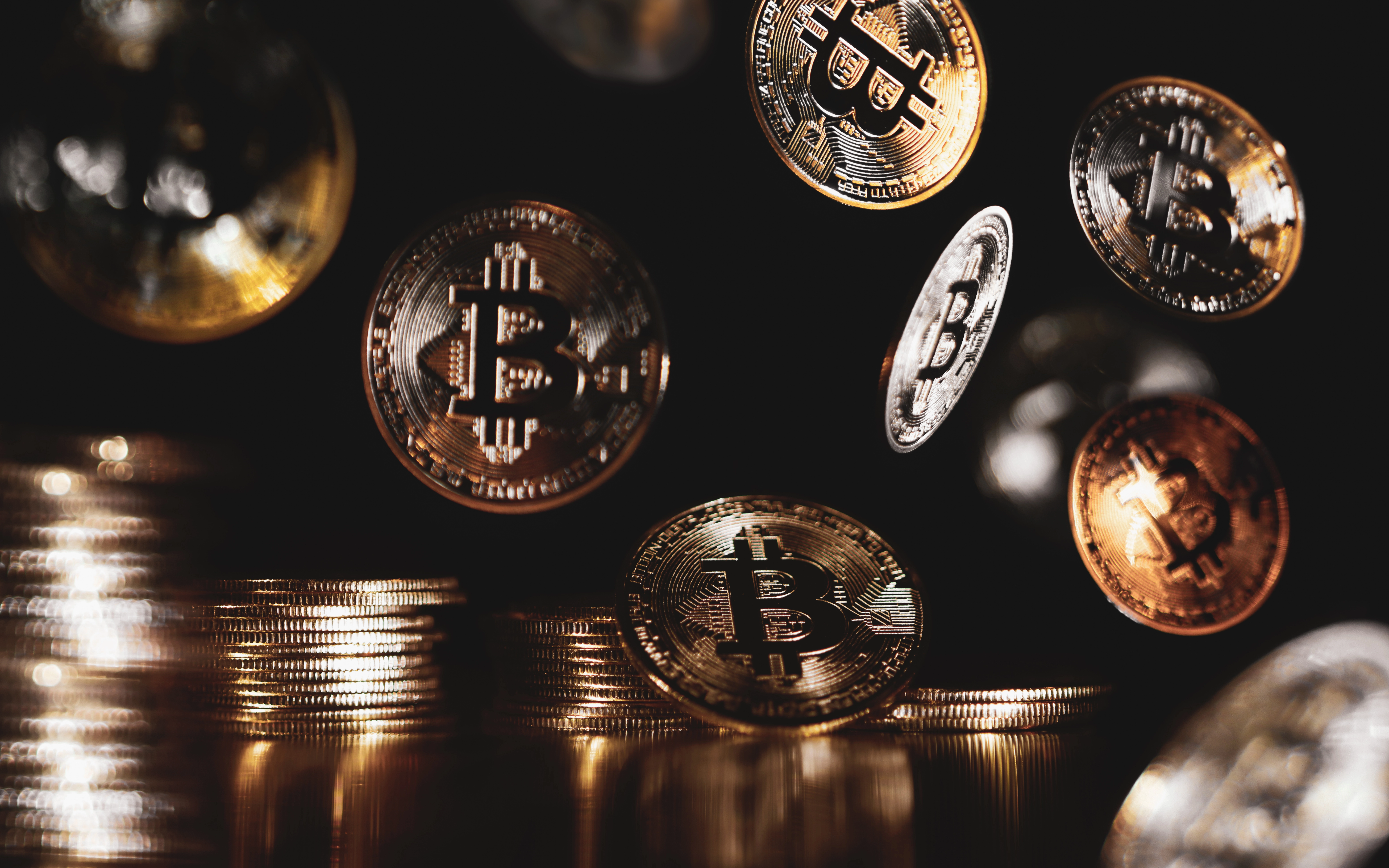 가상화폐 1천760조원 증발…레버리지 청산 충격에 수익률도 추락